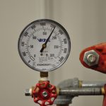 water-pressure-gauge